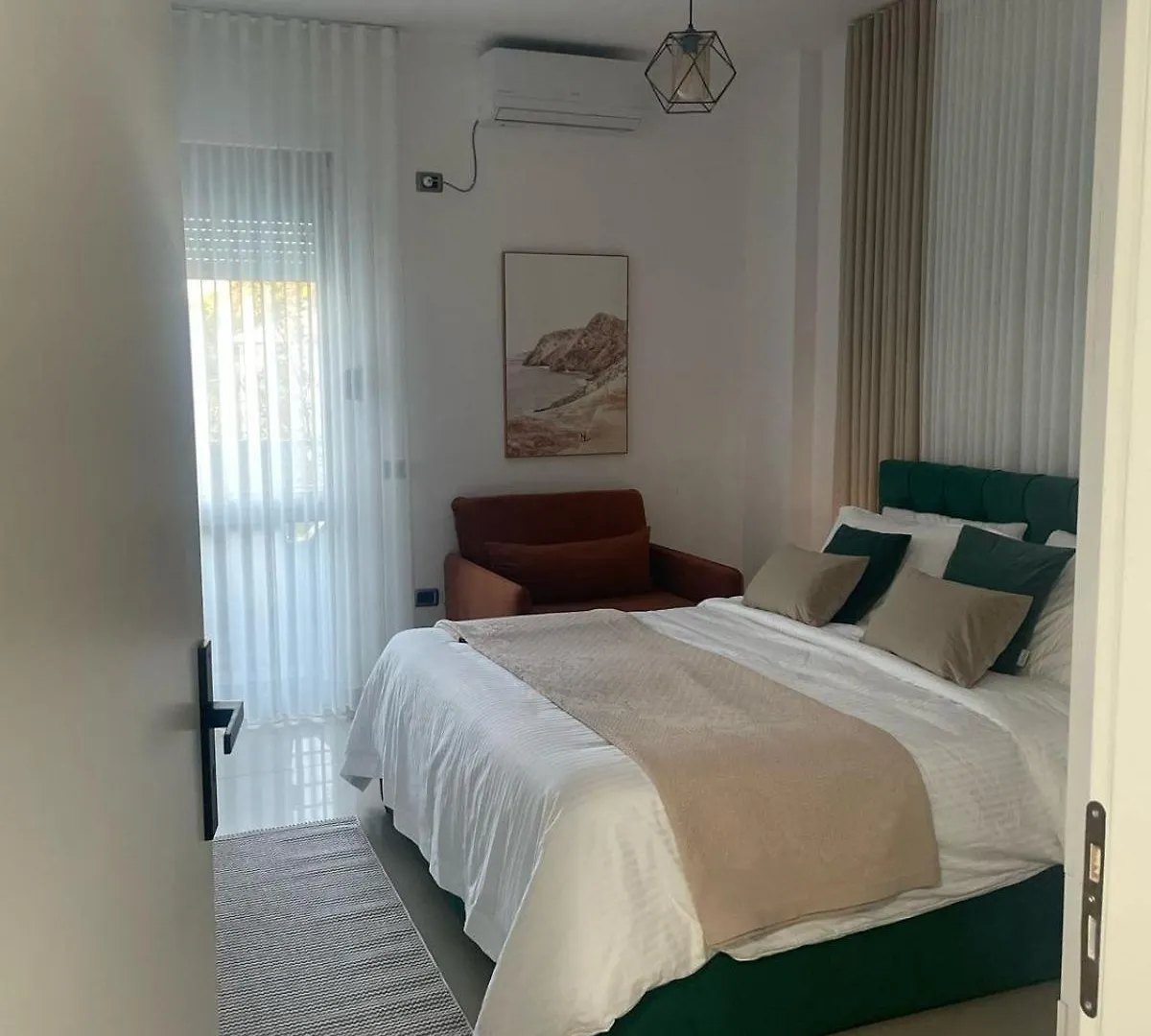 Seabreeze Apartament Shkembi I Kavajes,Golem,Ngjitur Me Grand Blue Fafa